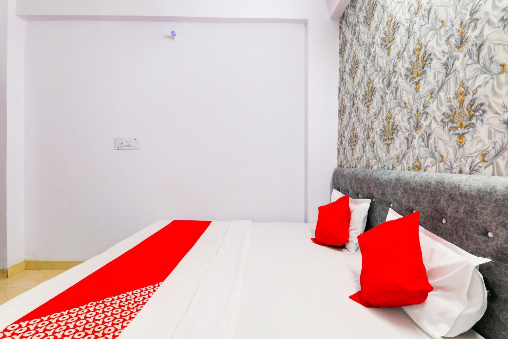 Hotel O Raama 4*
